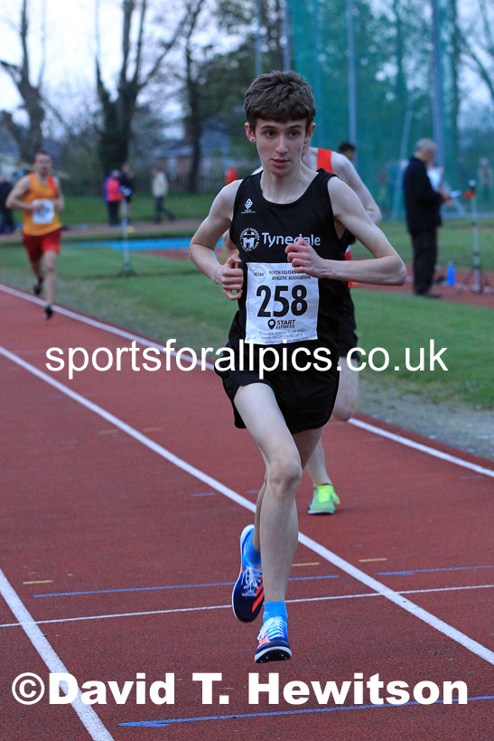 1500 metres, 2022 NEGP No. 1,  Monkton Stadium, April 20th, on a very cold night. Photo: David T. Hewitson/Sports for All Pics